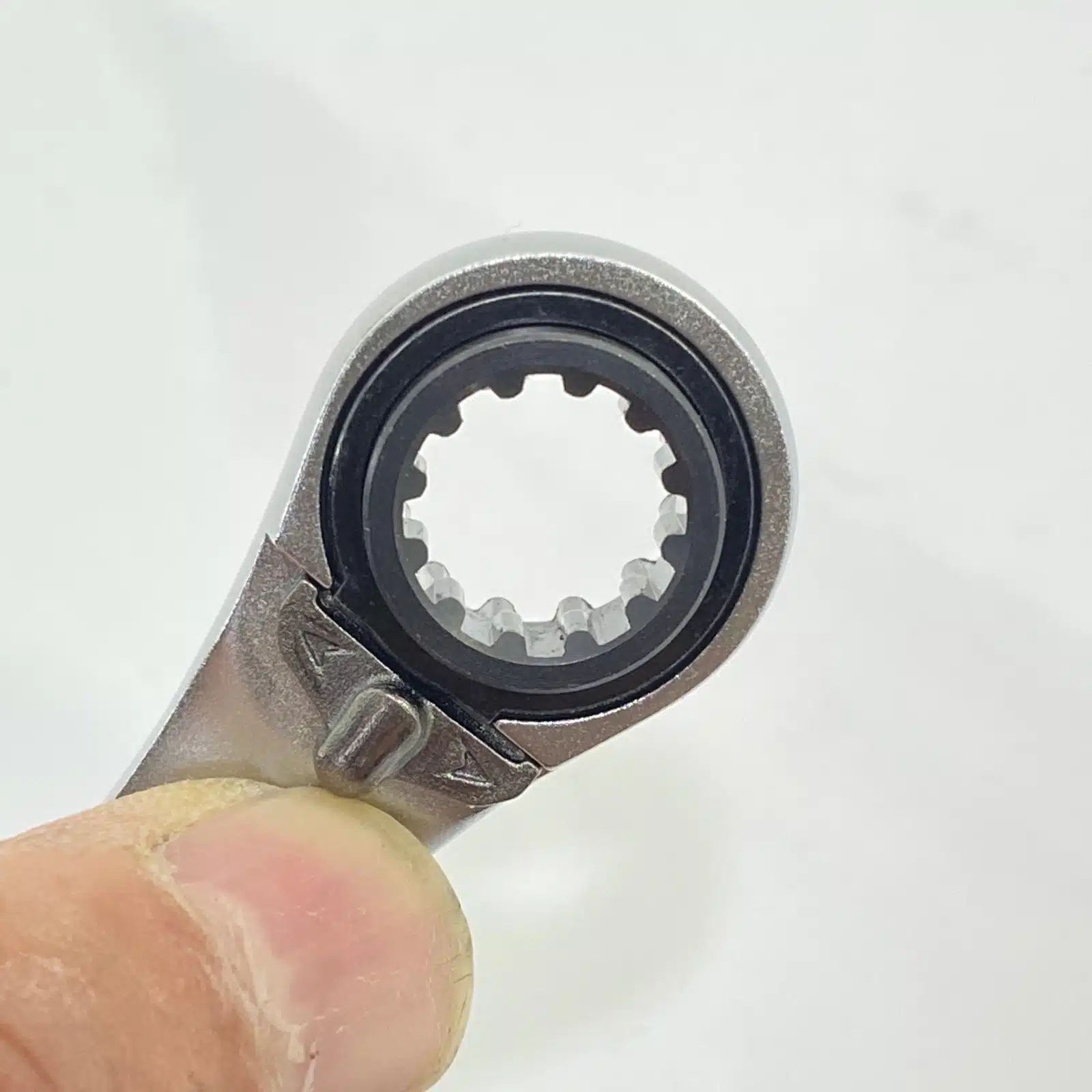 4-size Dual Spline ratchet wrench including two-way vest B.Tech - Image 3
